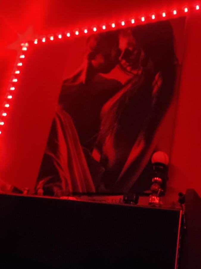 Appart Room Privé Sexy Love Cosy Lib Proche Centre Gare a pied Aulnay-sous-Bois Exterior foto